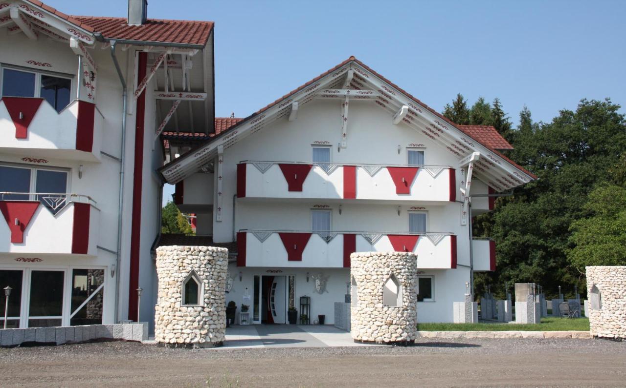 Aparthotel Zum Kreuzritter Wuestenrot Zewnętrze zdjęcie