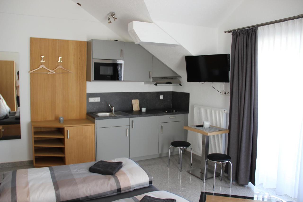 Aparthotel Zum Kreuzritter Wuestenrot Zewnętrze zdjęcie