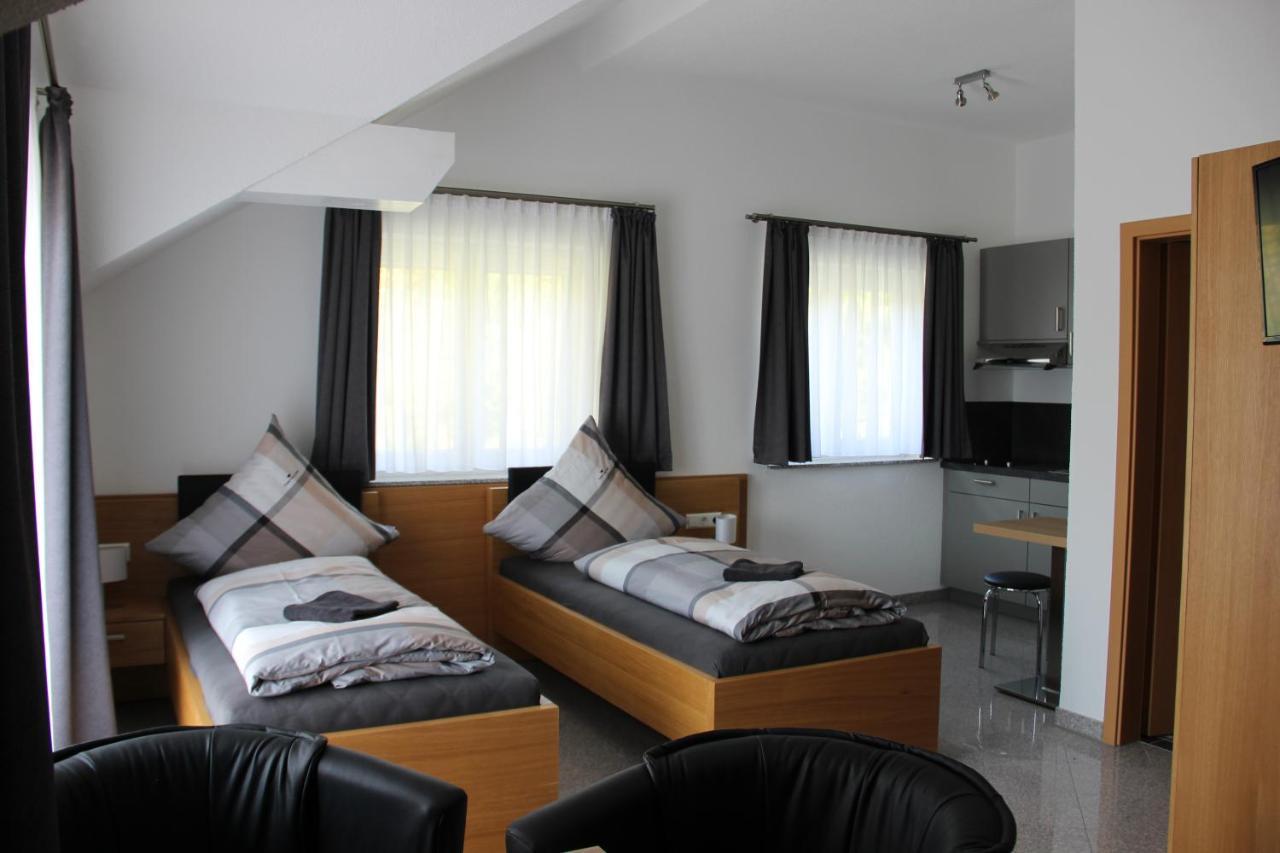 Aparthotel Zum Kreuzritter Wuestenrot Zewnętrze zdjęcie