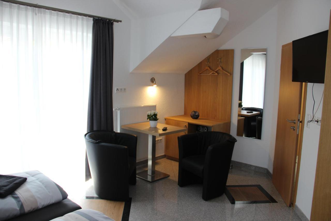 Aparthotel Zum Kreuzritter Wuestenrot Zewnętrze zdjęcie
